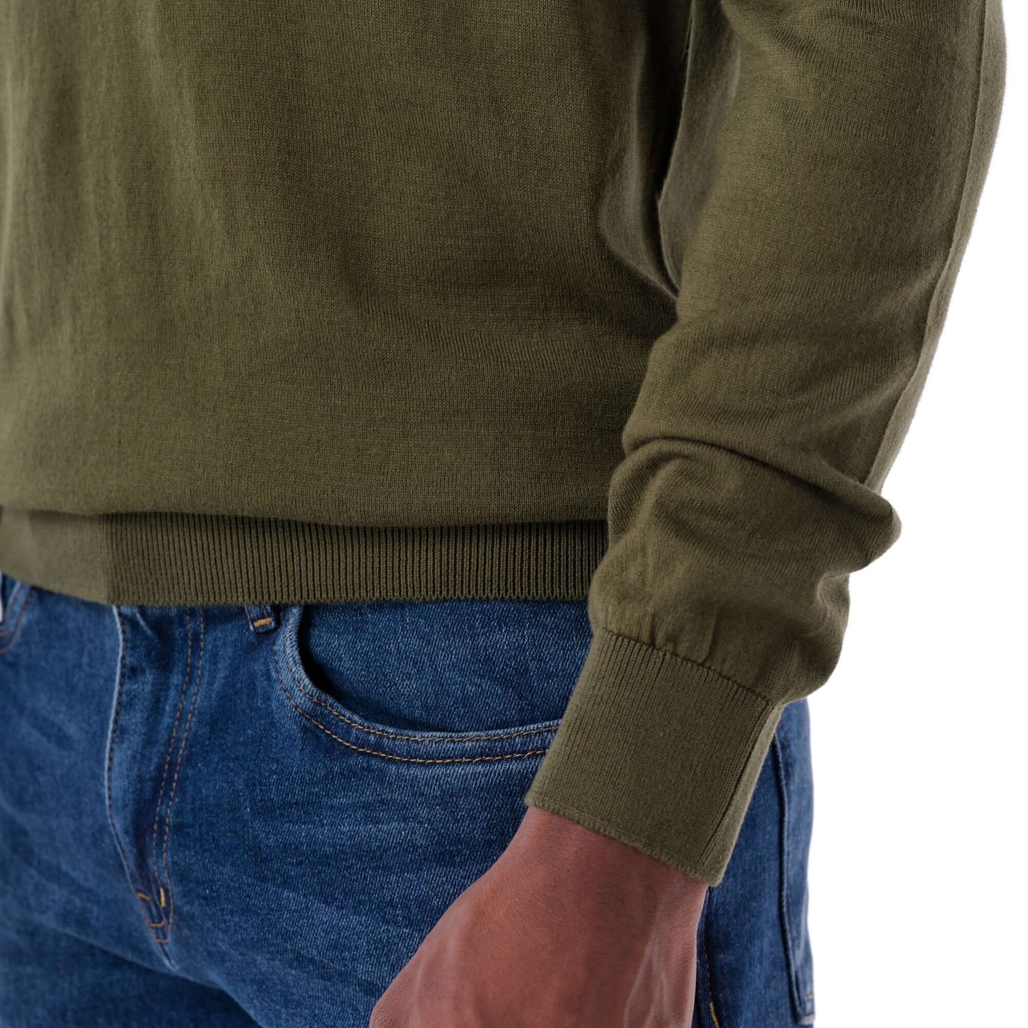 SOLID Knitted V-Neck Long-Sleeve Polo - olive- detail