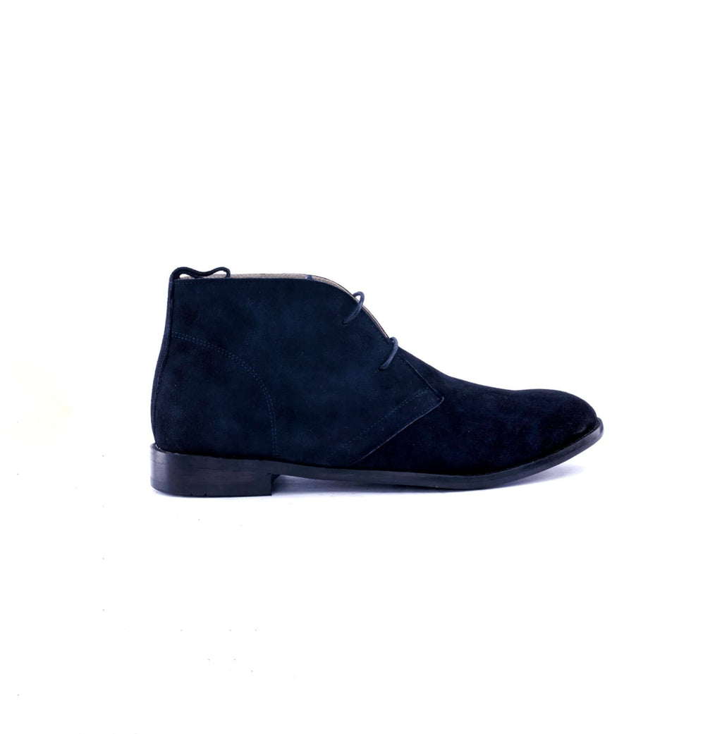 The Heritage Chukka Boots in Calf Suede - navy - side