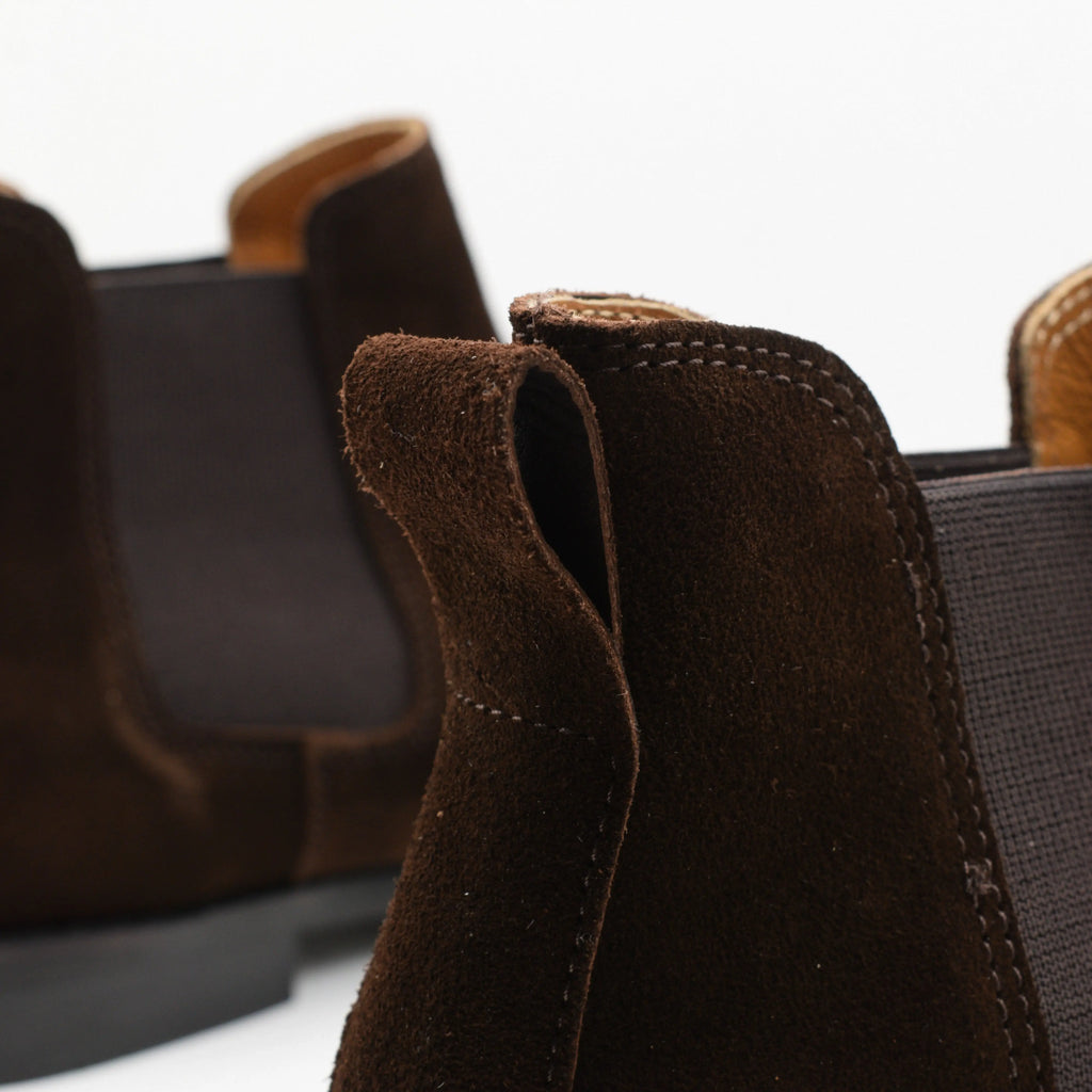 CALF SUEDE CHELSEA BOOTS SOLID essentials