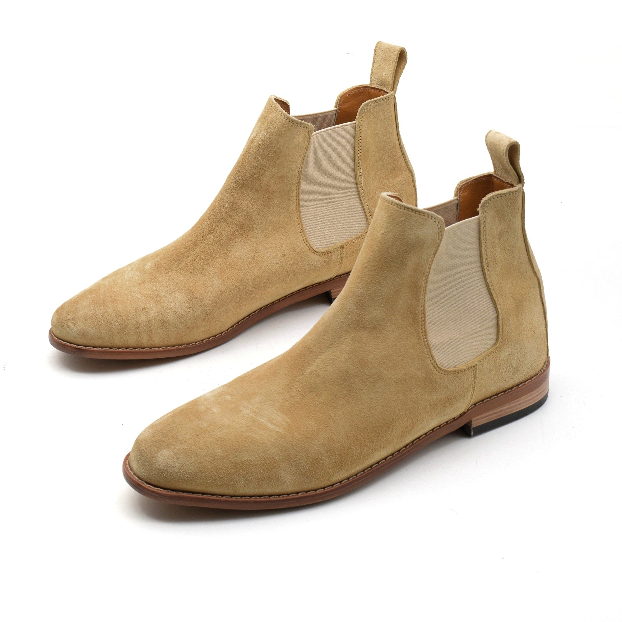 حذاء تشيلسي من الجلد السويدي الصلب