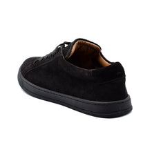 Load image into Gallery viewer, Calf Leather Low-Top Sneakers / Black Sole
