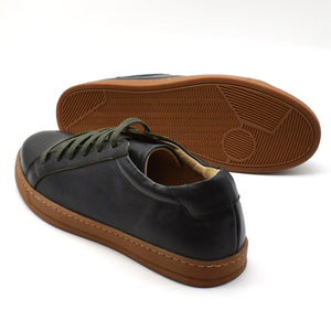 Calf Leather Low-Top Sneakers / Gum Sole