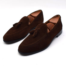 Load image into Gallery viewer, CALF SUEDE TASSEL LOAFERS
