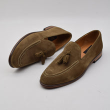 Load image into Gallery viewer, CALF SUEDE TASSEL LOAFERS
