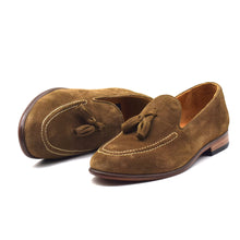 Load image into Gallery viewer, Calf Suede Tassel Loafer
