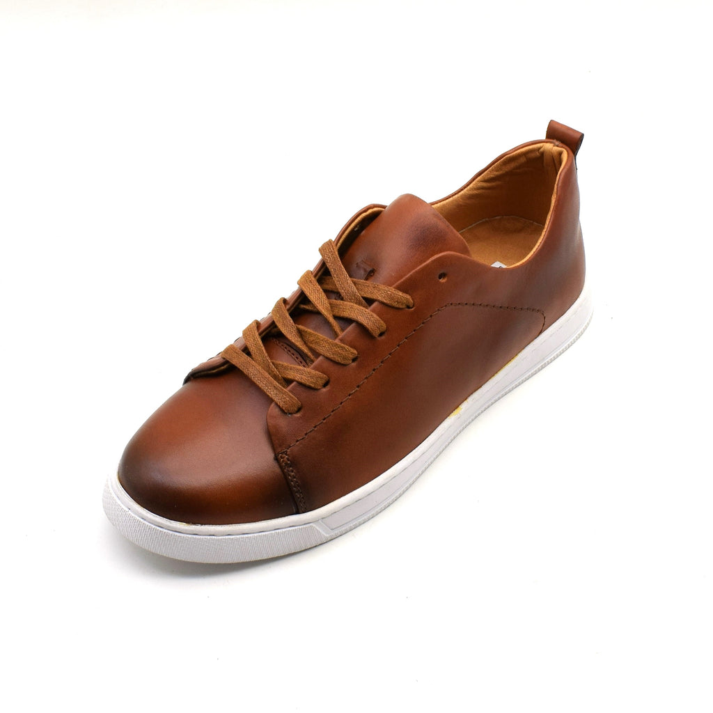 Court-Low™ Leather Sneakers