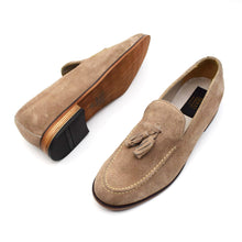 Load image into Gallery viewer, CALF SUEDE TASSEL LOAFERS
