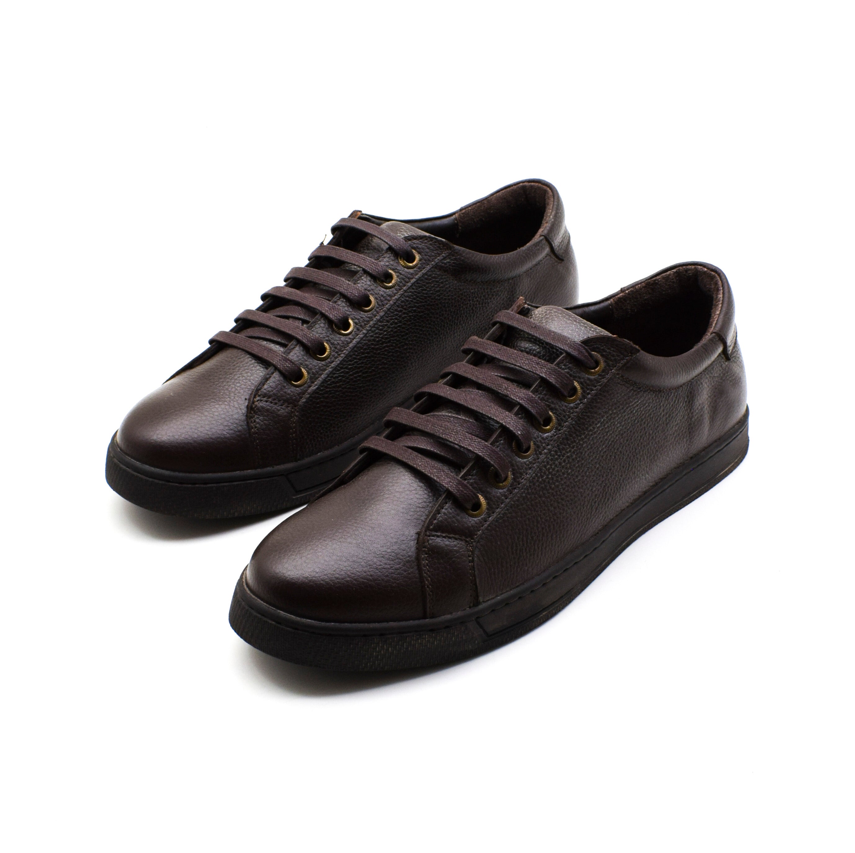 Classic Leather Low Top Sneakers
