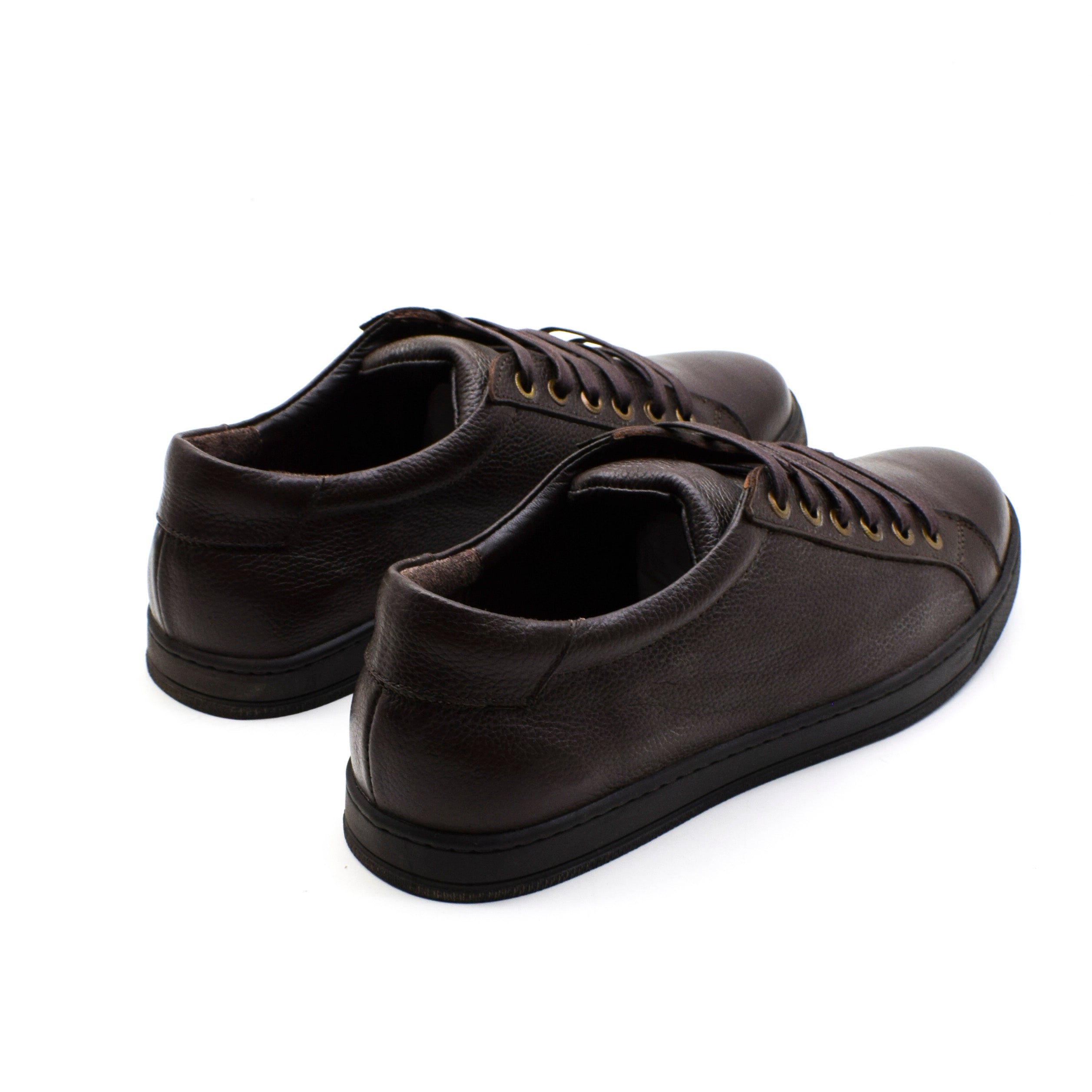 Classic Leather Low Top Sneakers