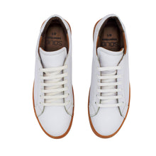 Load image into Gallery viewer, Calf Leather Low-Top Sneakers (Gum Sole)
