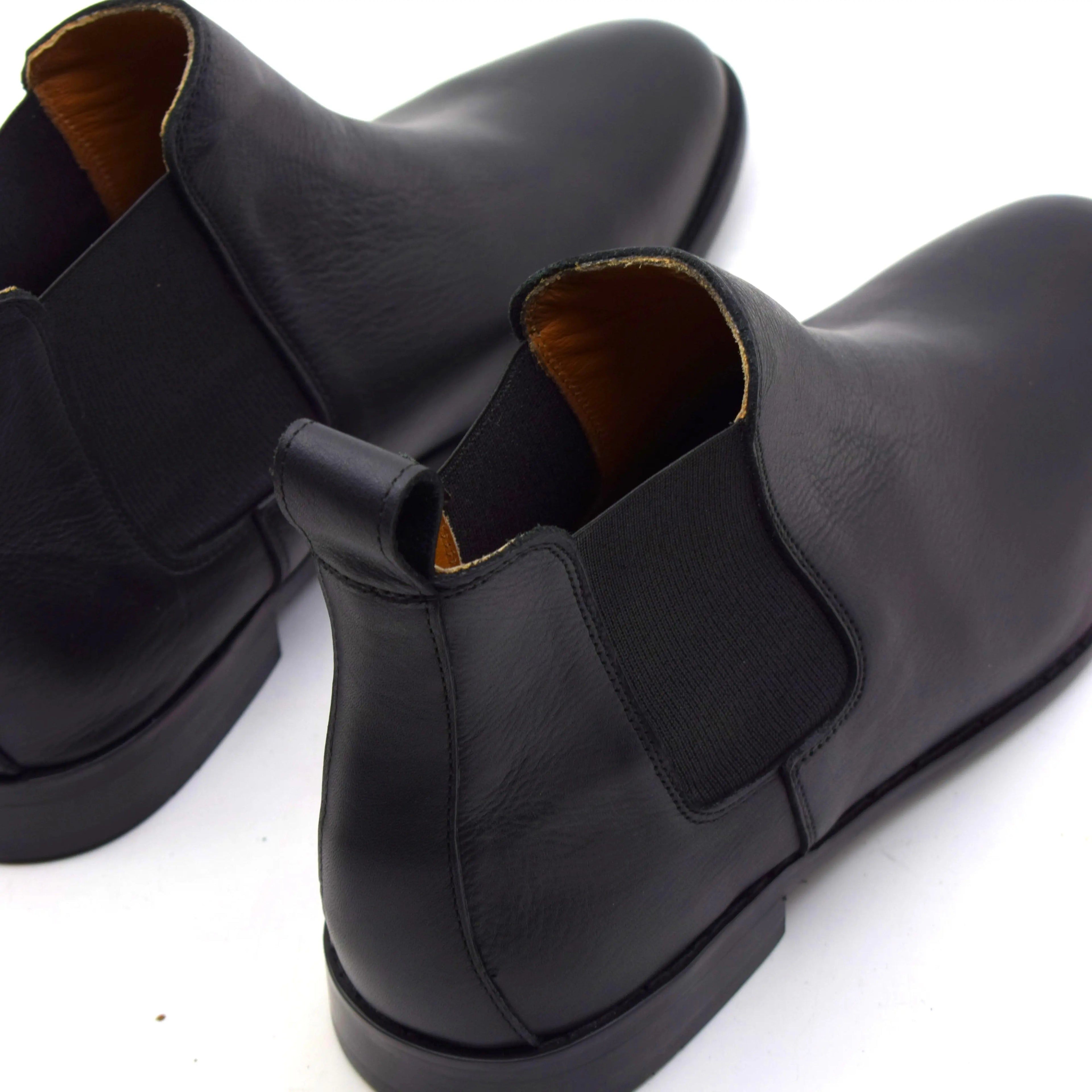 GENUINE LEATHER CHELSEA BOOTS SOLID essentials