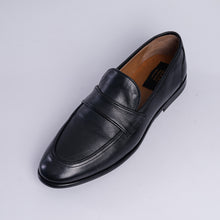 Load image into Gallery viewer, Leather Strap Loafers
