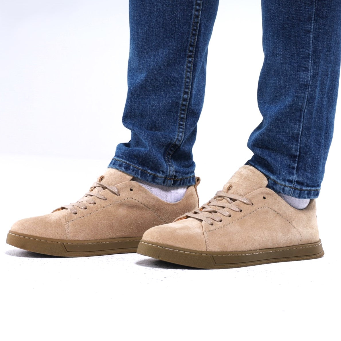 Court-Low™ Suede Sneakers