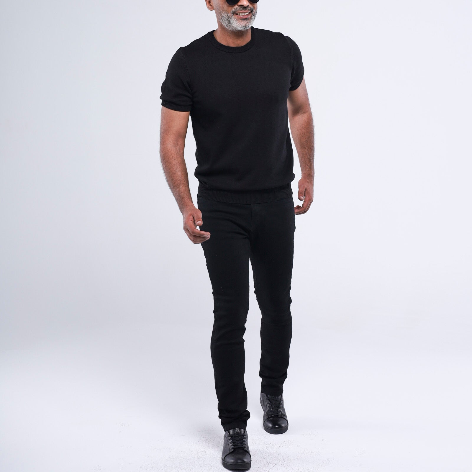 Flex Slim-Fit Jeans in Black