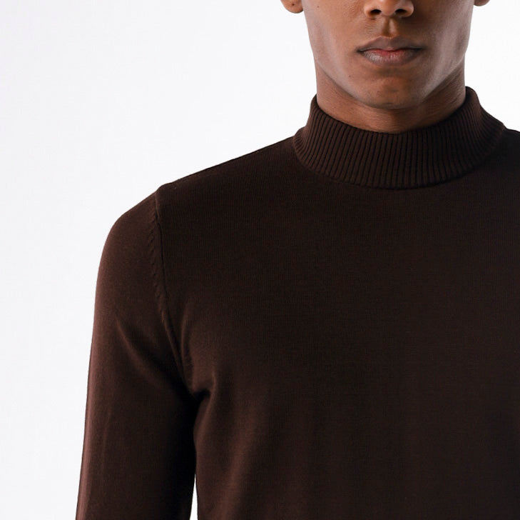 Men's dark brown fine gauge cotton single layer mock neck sweater