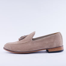 Load image into Gallery viewer, Luxe Calf Suede Tassel Loafers
