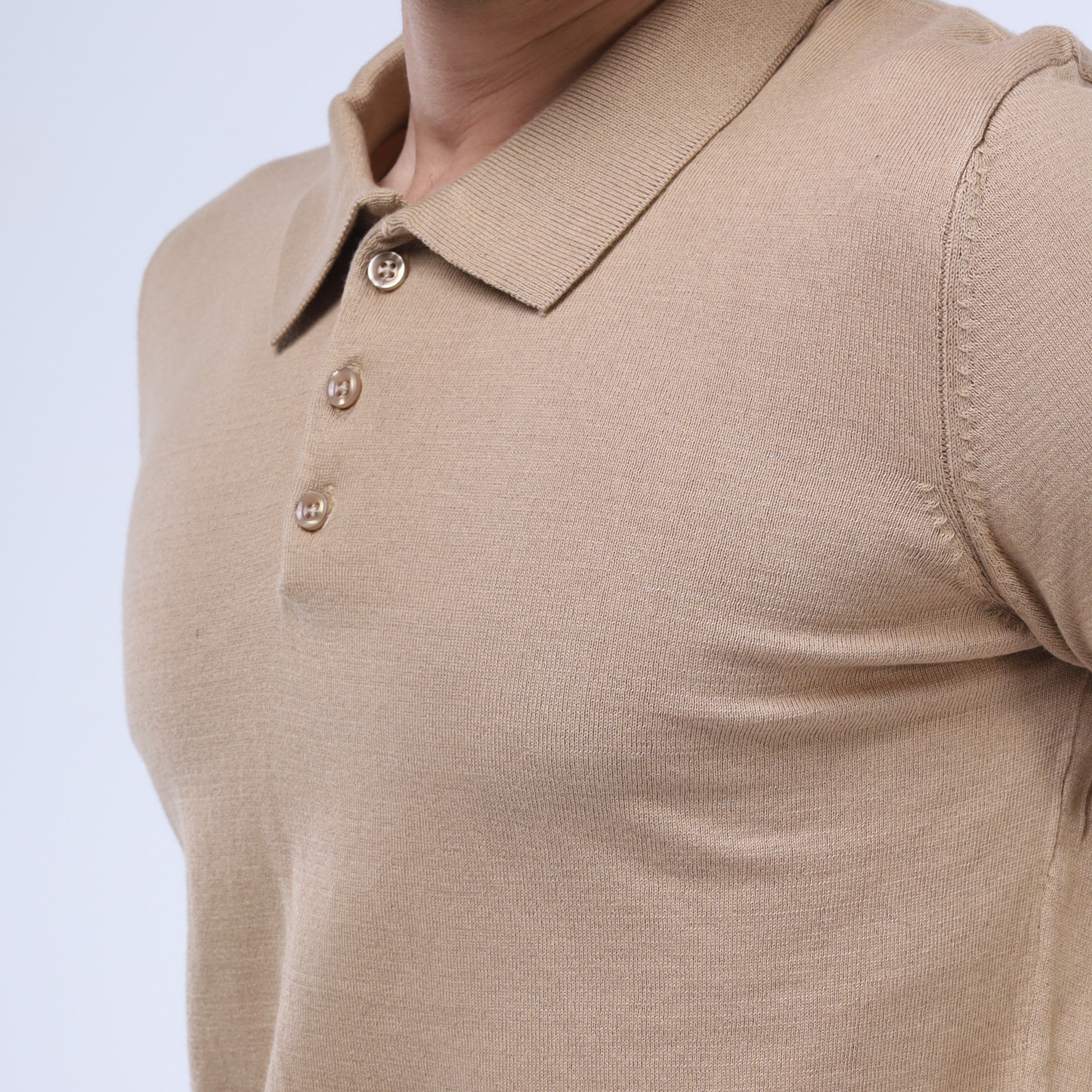 قميص بولو محبوك بأكمام طويلة من SOLID