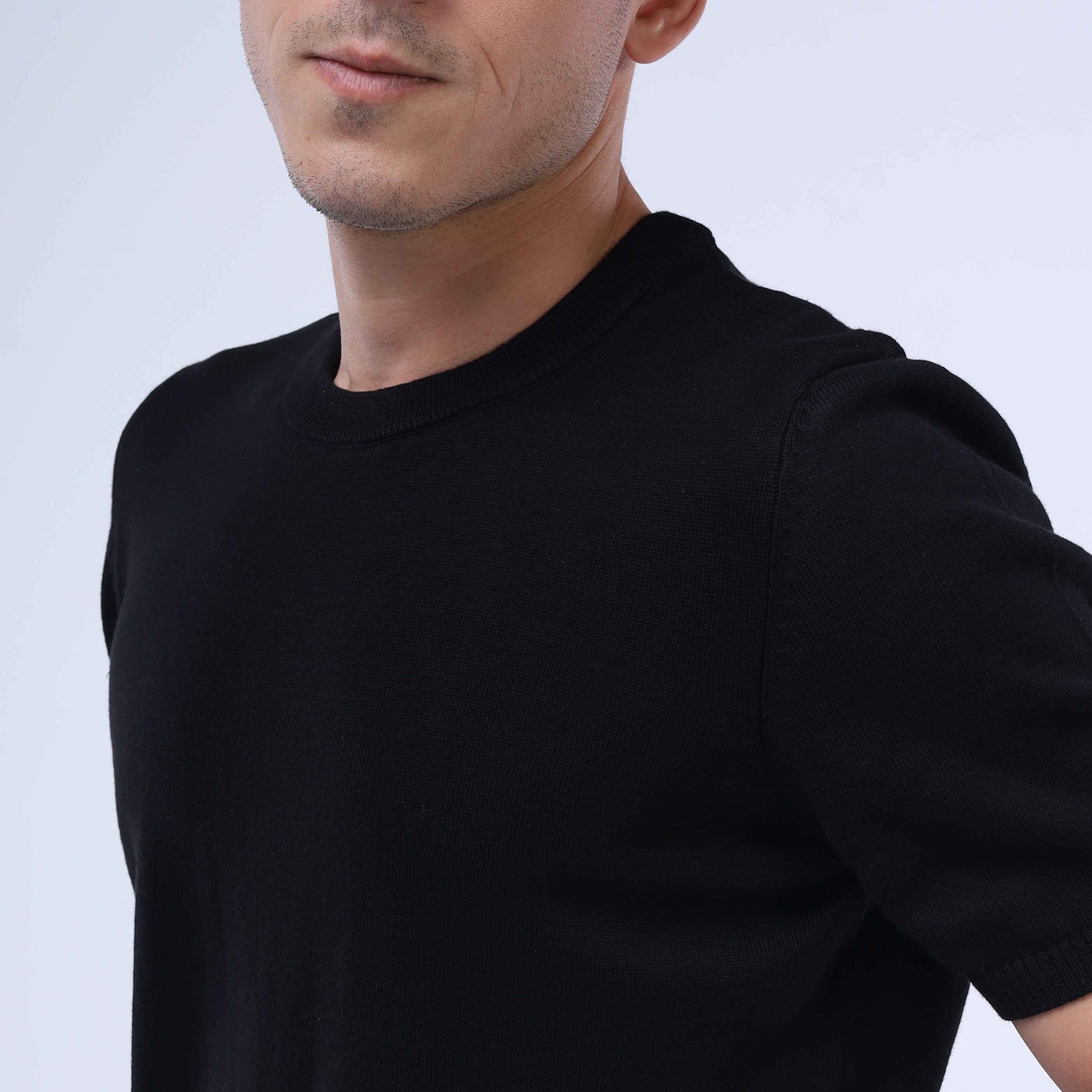 تي شيرت CloudKnit Crew من SOLID Essentials