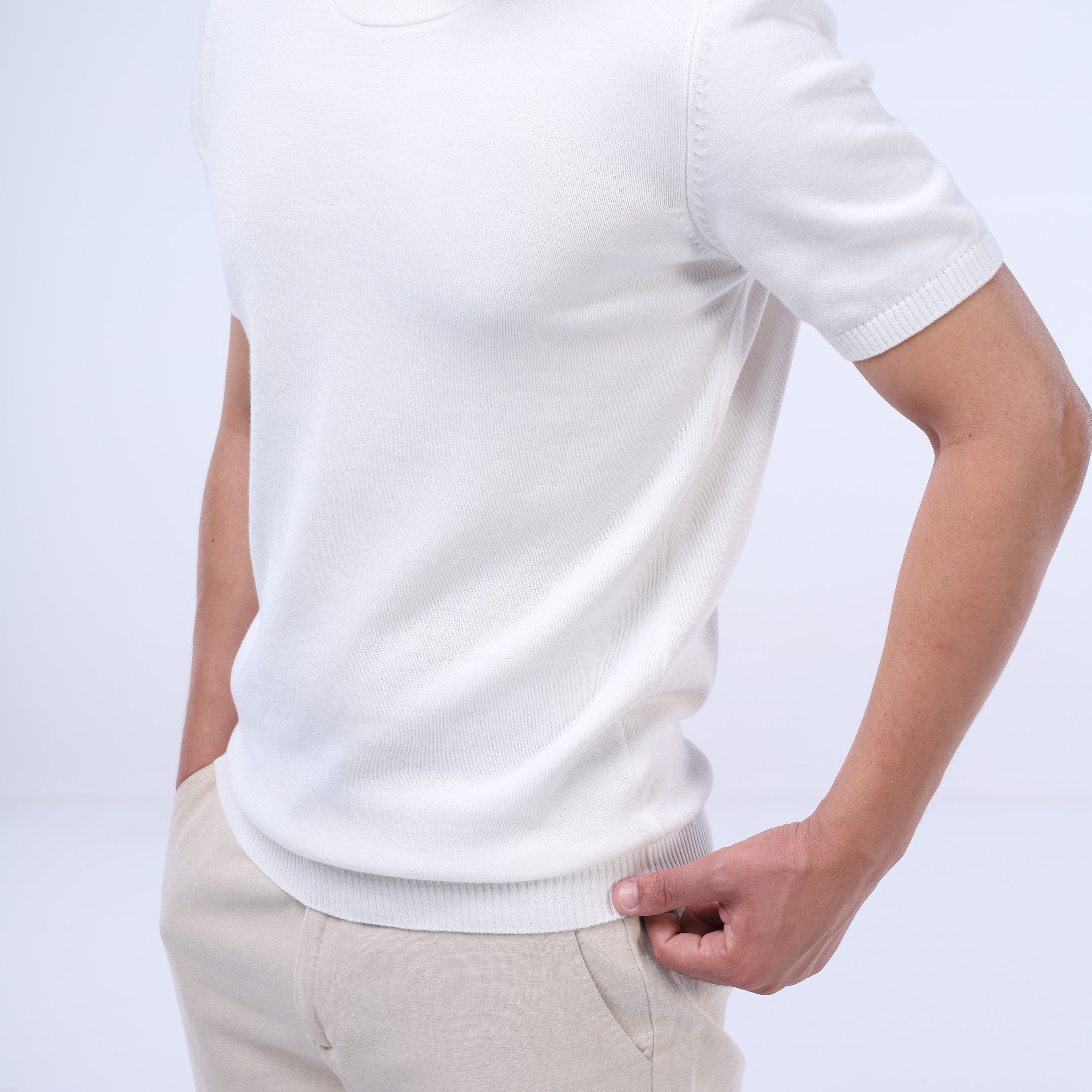 تي شيرت CloudKnit Crew من SOLID Essentials