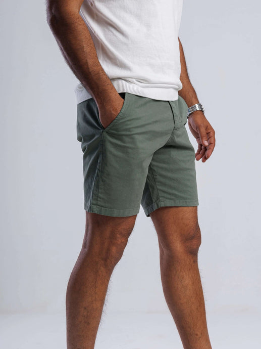 MetroFlex™ Slim Chino Shorts SOLID essentials