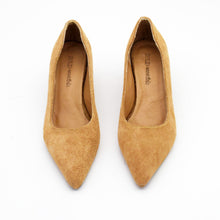 Load image into Gallery viewer, Pointed Toe Suede Pumps (3cm) SOLID essentials
