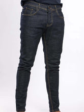 Load image into Gallery viewer, Skinny-Fit Flex Jeans SOLID essentials
