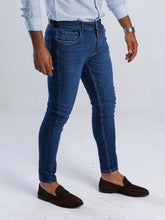 Load image into Gallery viewer, Skinny Flex Denim SOLID essentials
