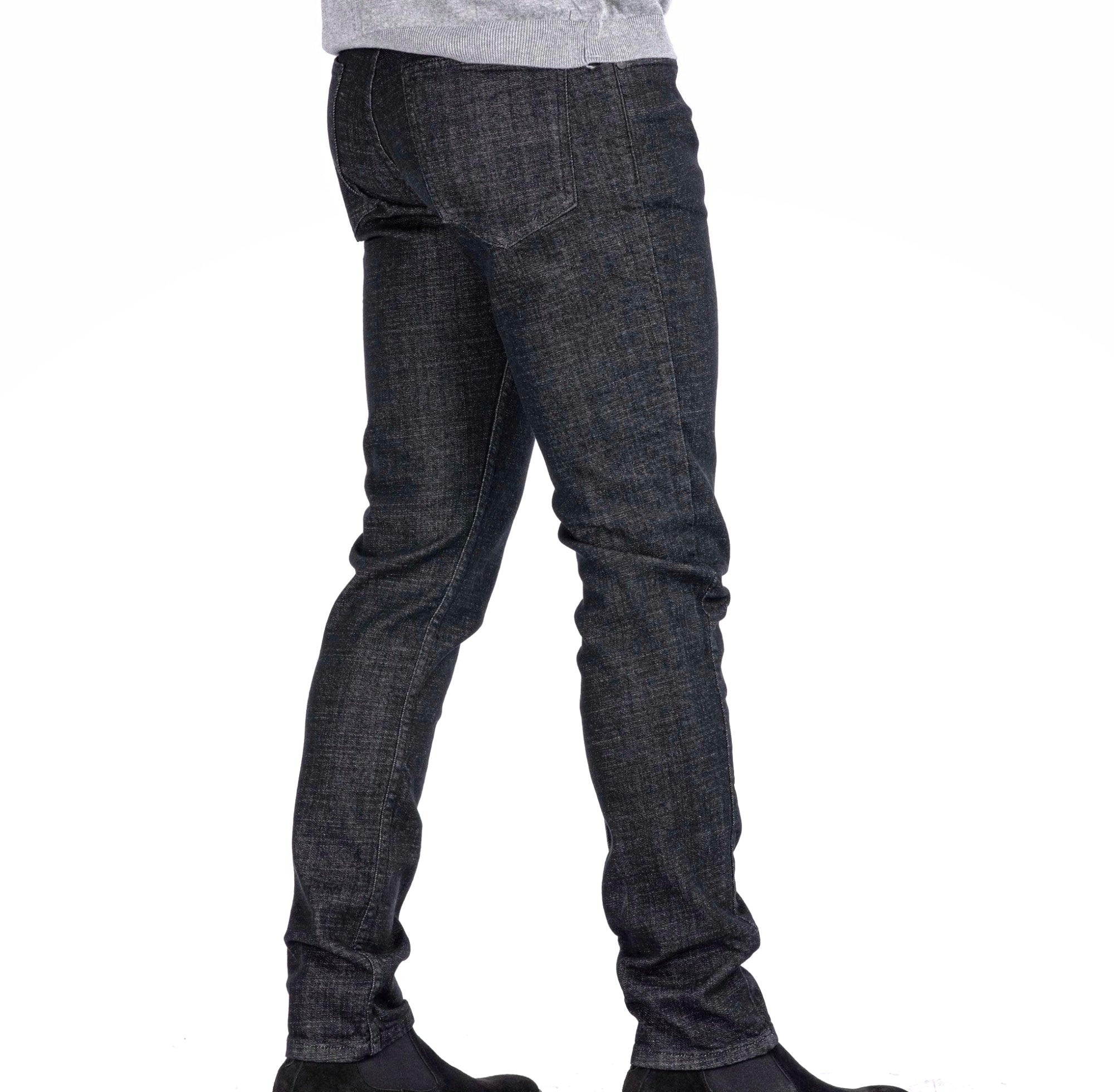 بنطال جينز مرن بقصة ضيقة