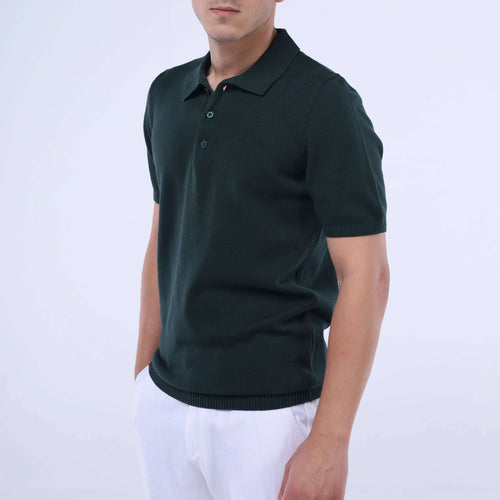 Year-Round Knit Polo in dark green, short sleeve, featuring seamless 3-button closure and crafted from Egyptian cotton.