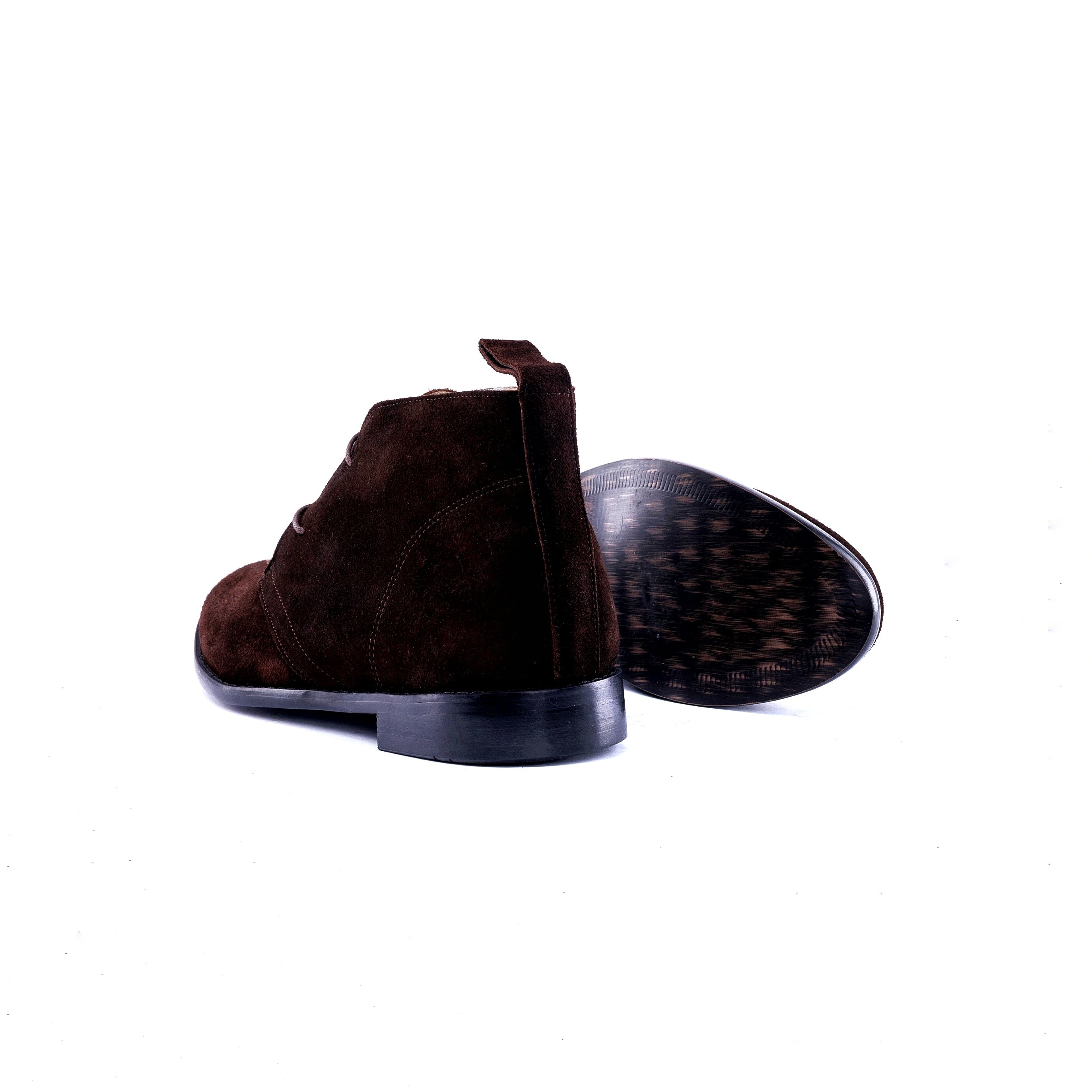 The Heritage Chukka Boots in Calf Suede - brown - sole