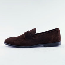 Load image into Gallery viewer, Calf Suede Strap Loafers
